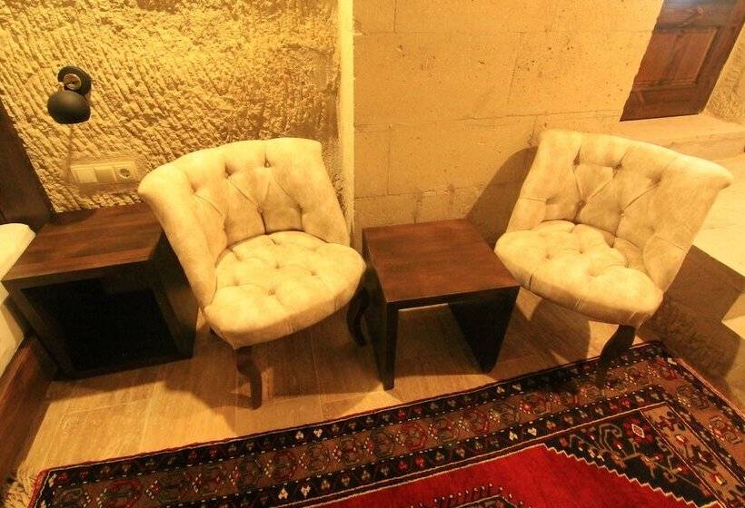 اتاق لوکس, Tafana Cave & Stone Lodge
