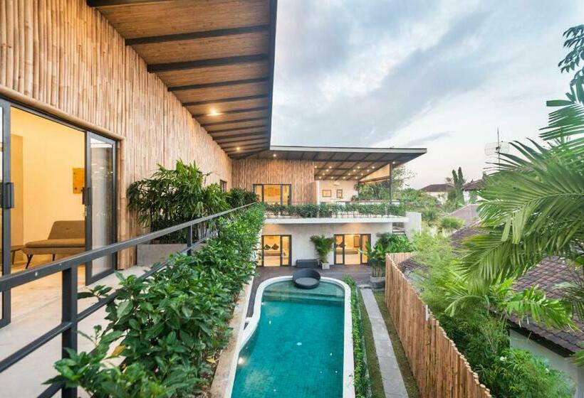 Студио Стандарт с Балконом, Canggu Dream Studios & Villas