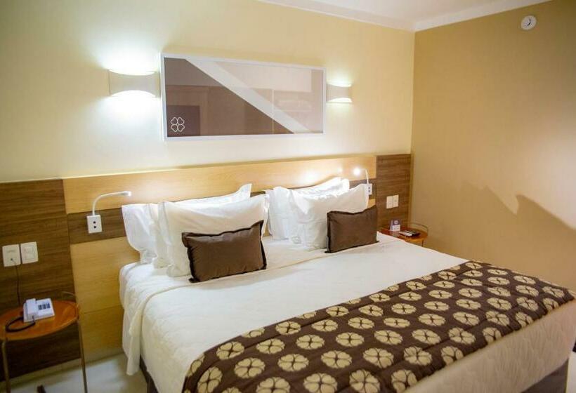 Номер Стандарт, House Inn Hotel   Anashopping