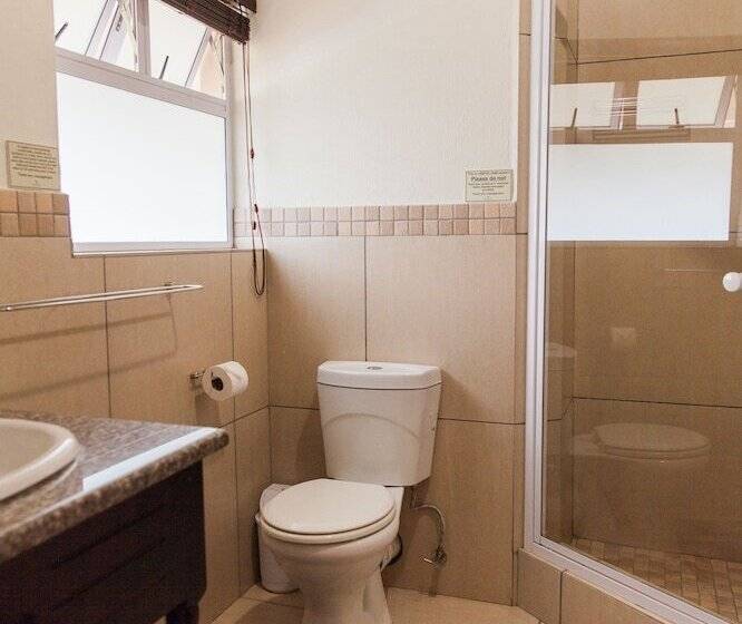 Семейный Номер, Umthunzi Hotel And Conference