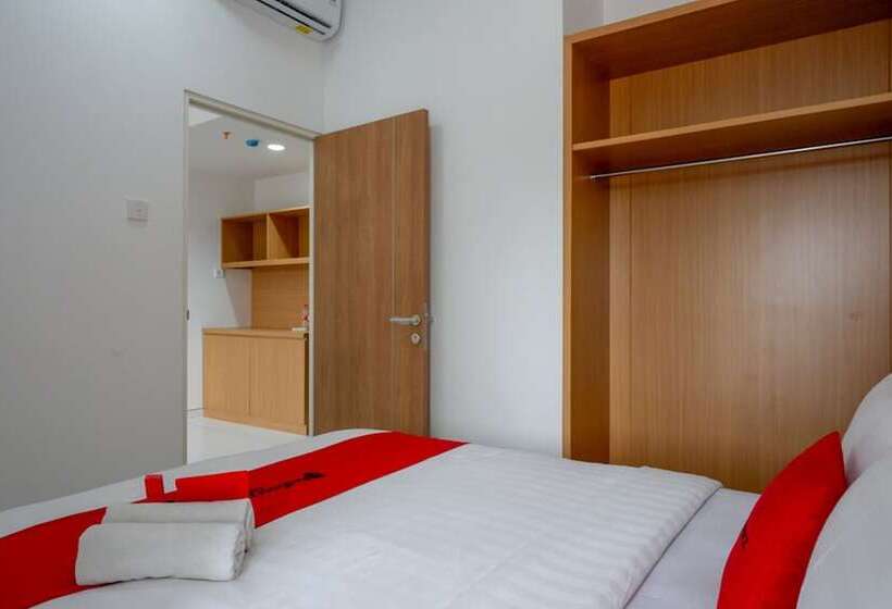 Семейный Номер, Reddoorz Apartment Near Exit Toll Colomadu