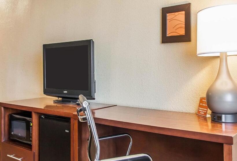 Стандартный Номер Кровать Кинг, Comfort Inn