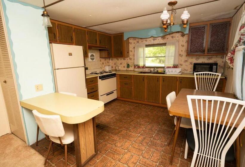 Дом 1 Спальня, Fair Wind Motel And Cottages