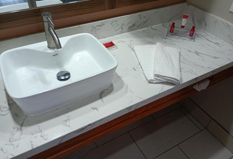 ２ダブルベッドのスタンダードルーム, Americas Best Value Inn & Suites Alvin/houston