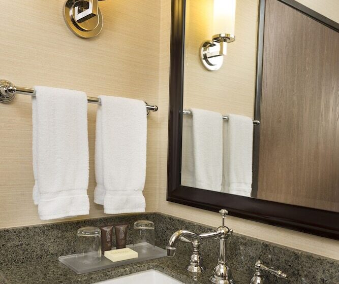 Студия Стандарт Двуспальная Кровать, Ayres Suites Diamond Bar