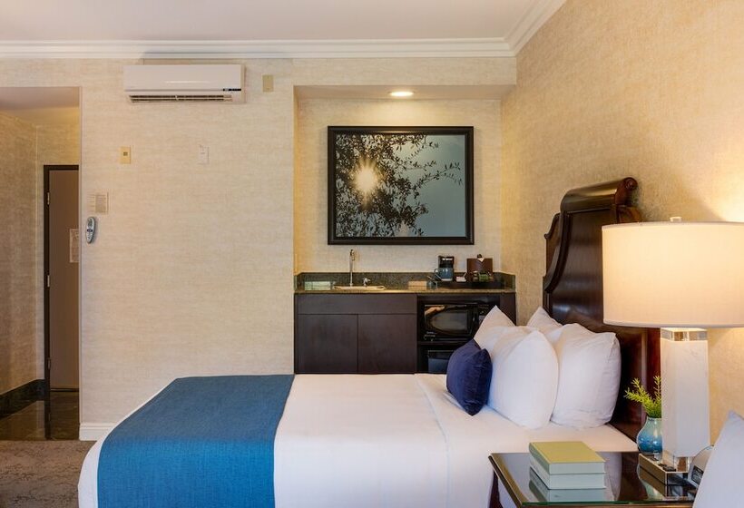 Студия Стандарт, Ayres Suites Diamond Bar