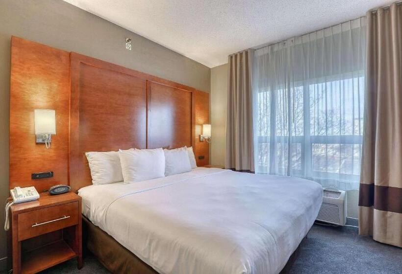장애인을 위한 스위트, Comfort Suites Madison West