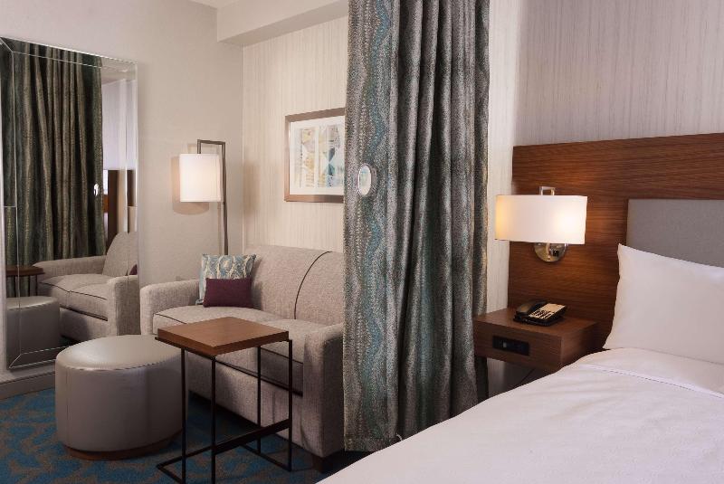 Люкс Кровать Кинг, Home2 Suites By Hilton Atlanta Perimeter Center