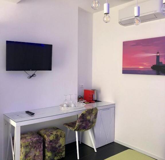 Номер Стандарт Трехместный, Sunrise Rooms