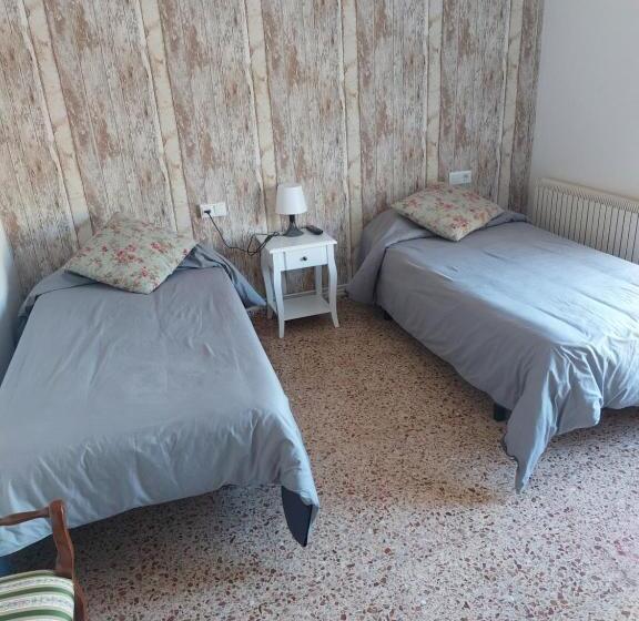 스탠다드 발코니 룸, Hostal Tivissa
