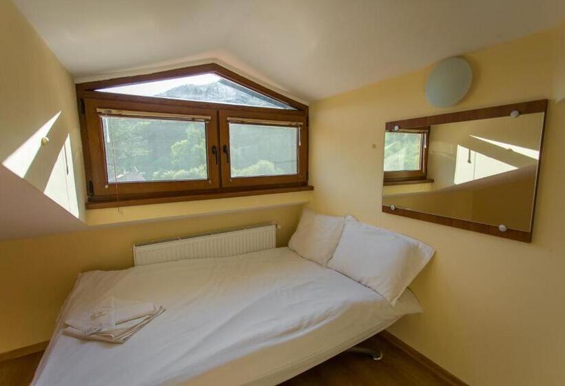 스탠다드 트리플 룸, Hera Guest House