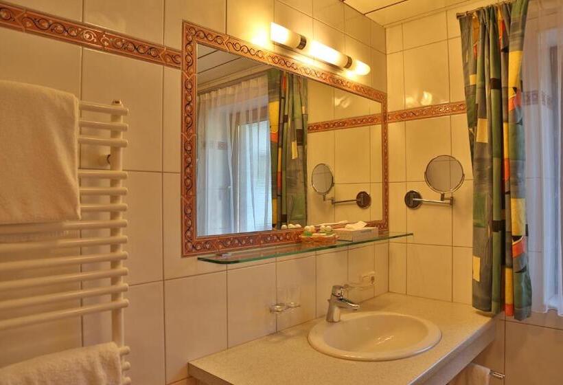 آپارتمان 2 خوابه, Pension Johannes