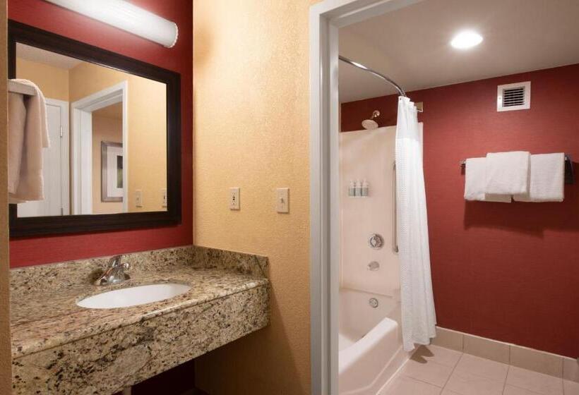 Номер Стандарт 2 Двуспальные Кровати, Courtyard By Marriott Dallas Plano In Legacy Park