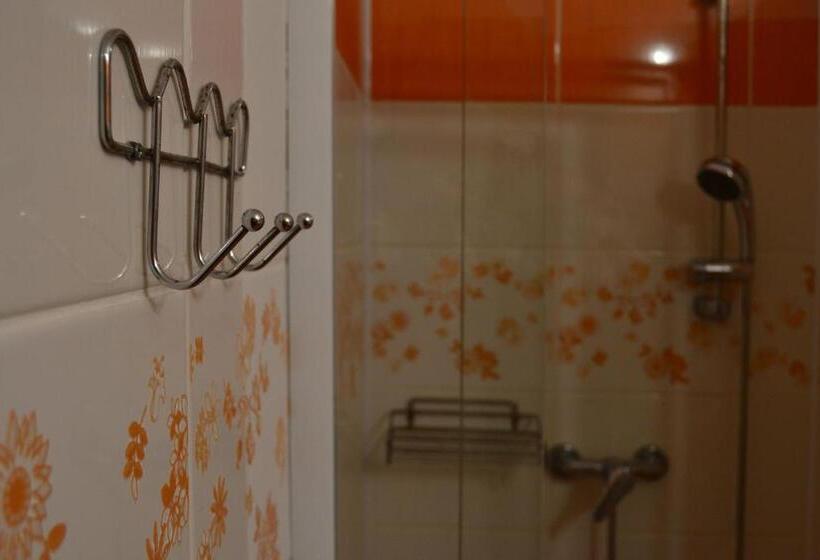 Четырехместный Номер Стандарт, Hostel Děčín Na Skřivánce