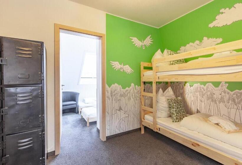 Кровать в Общей Комнате, Brauhotel Bonn