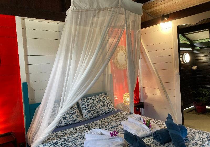 اتاق استاندارد, Mulan Light Inn