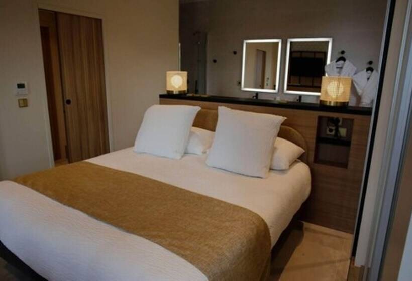 Люкс Вид на Море, Splendid Hôtel & Spa