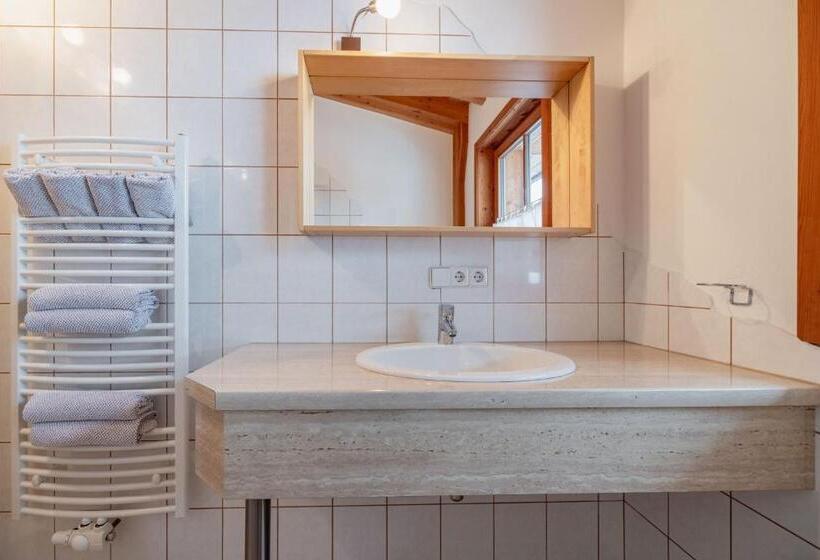Апартаменты 2 Спальни с Балконом, Schullerhof