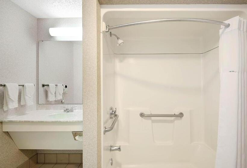 Люкс Deluxe Кровать Кинг, Days Inn By Wyndham Lisbon