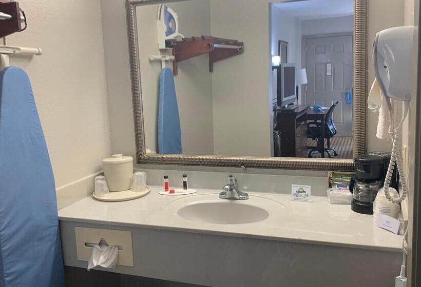 Стандартный Номер Кровать Кинг, Days Inn By Wyndham Ocean Springs