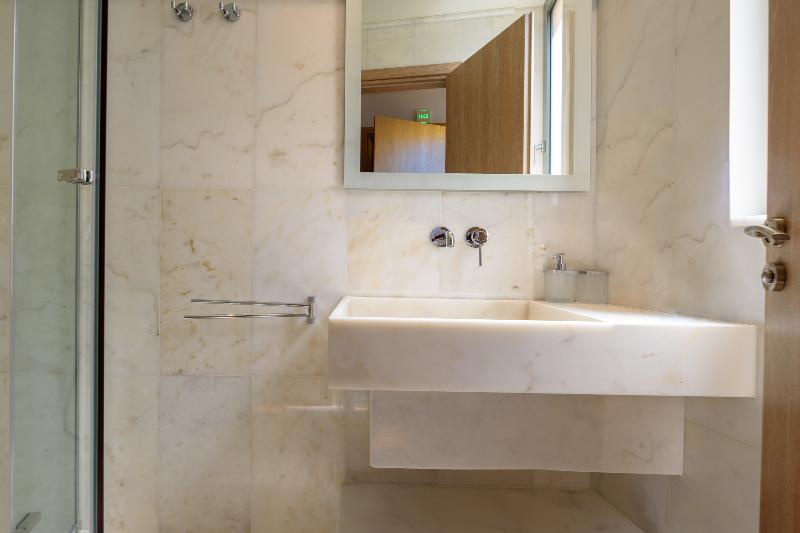 סוויטת סופריור, Fos Downtown Suites