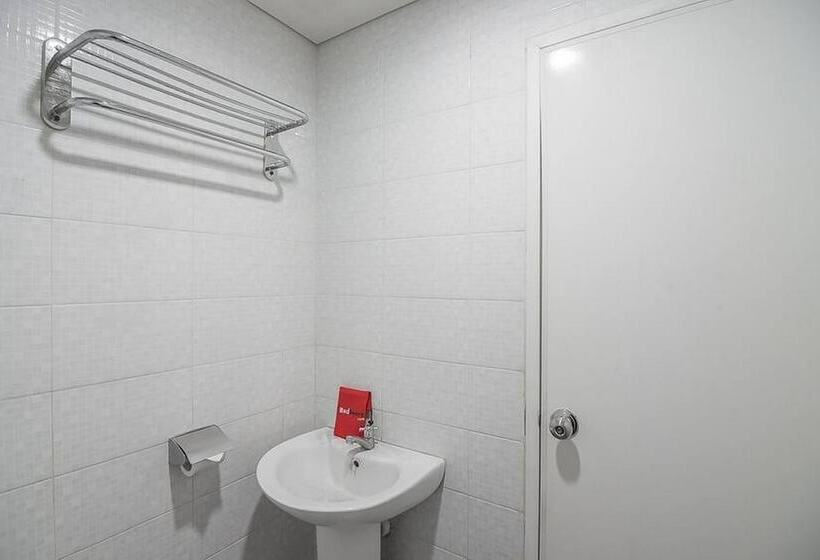 家庭间, Reddoorz Plus Near Undip Pleburan