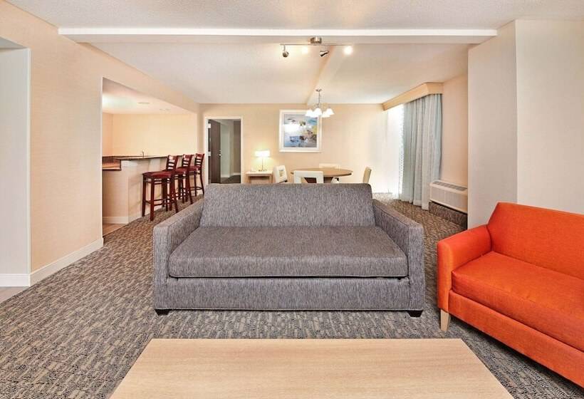 سوئیت پرزیدنت, Doubletree By Hilton Virginia Beach