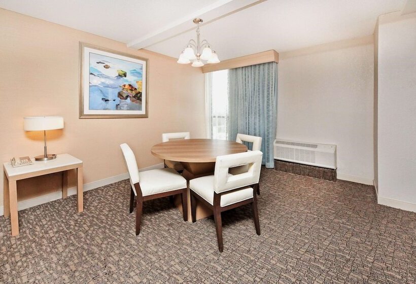 سوئیت پرزیدنت, Doubletree By Hilton Virginia Beach
