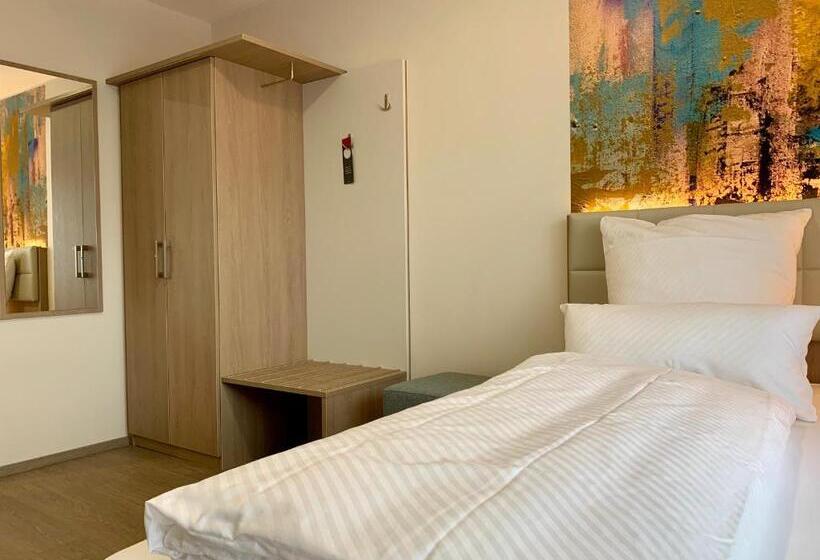 اتاق استاندارد یک تخته با بالکن, Thermalhotel Kemper