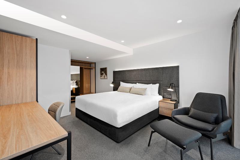 Люкс Повышенной Комфортности, Vibe Hotel Melbourne
