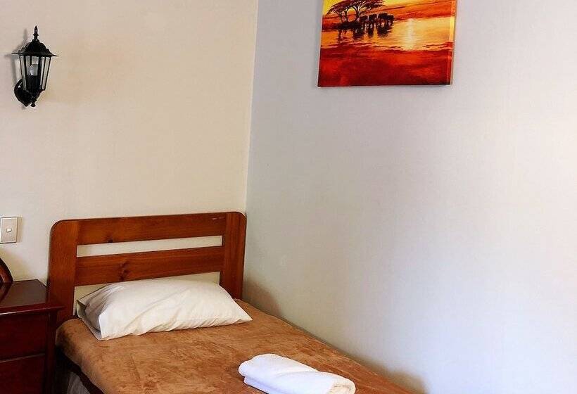 패밀리 룸, Central Jetty Motel