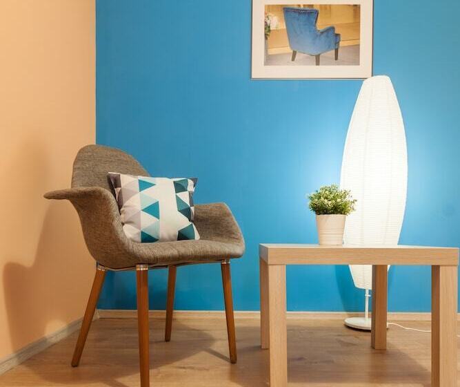 اتاق استاندارد, Mini Hotel 12 Stuliev