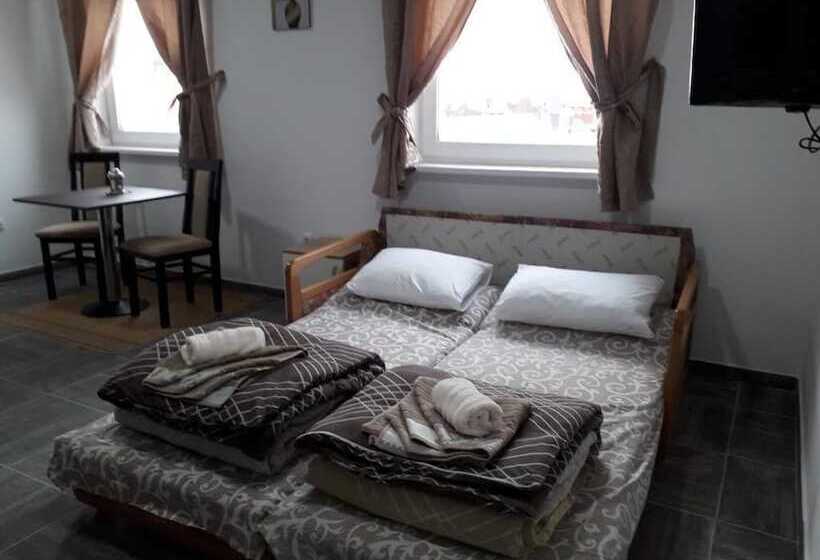 استودیوی استاندارد, Villa Mozart