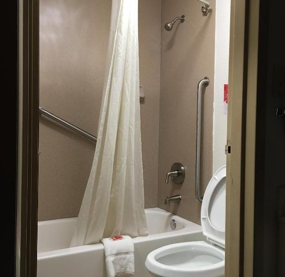 Номер Стандарт, Econo Lodge Marion I 81