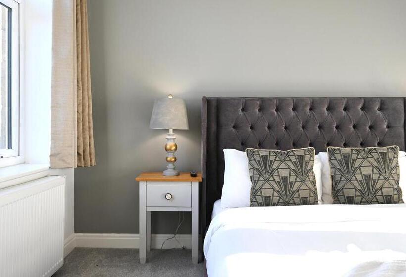Номер Стандарт, Rooms At The Dressers Arms