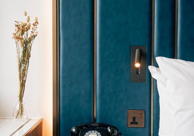 Семейный Номер, Page8, Page Hotels