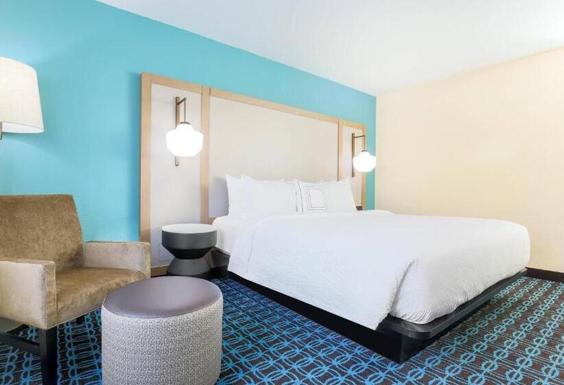 キングサイドベッドのスタンダードワンルーム, Fairfield Inn & Suites Houston Humble