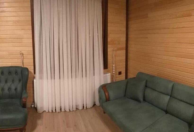 Suite with lake view, Di̇lek Suit&cafe