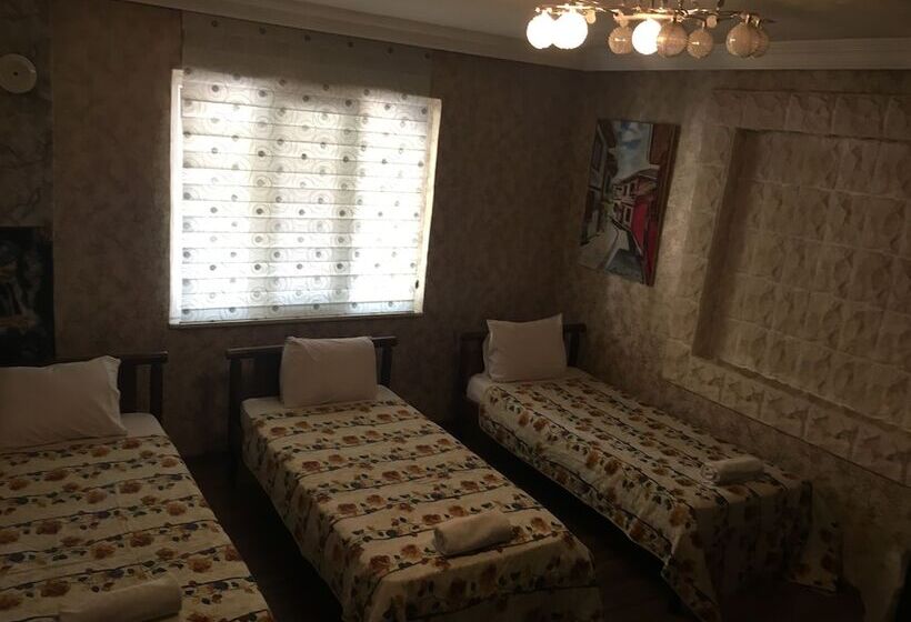 Номер Стандарт Трехместный, Ozenturku