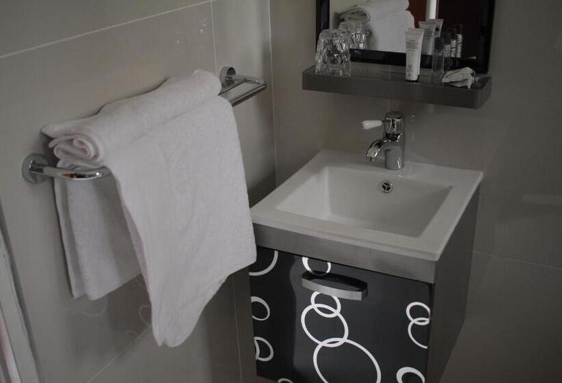 اتاق استاندارد, Triple Palms Bed And Breakfast
