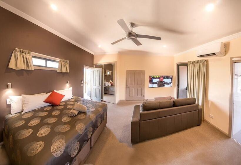 Хижина Deluxe, Broken Hill Outback Resort