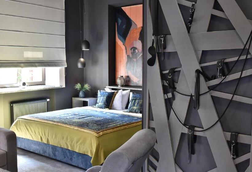 مجموعه ویستا شهر, Manna Boutique