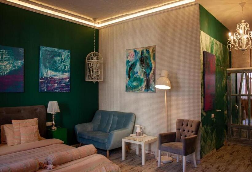 سوئیت با تخت بزرگ, Manna Boutique