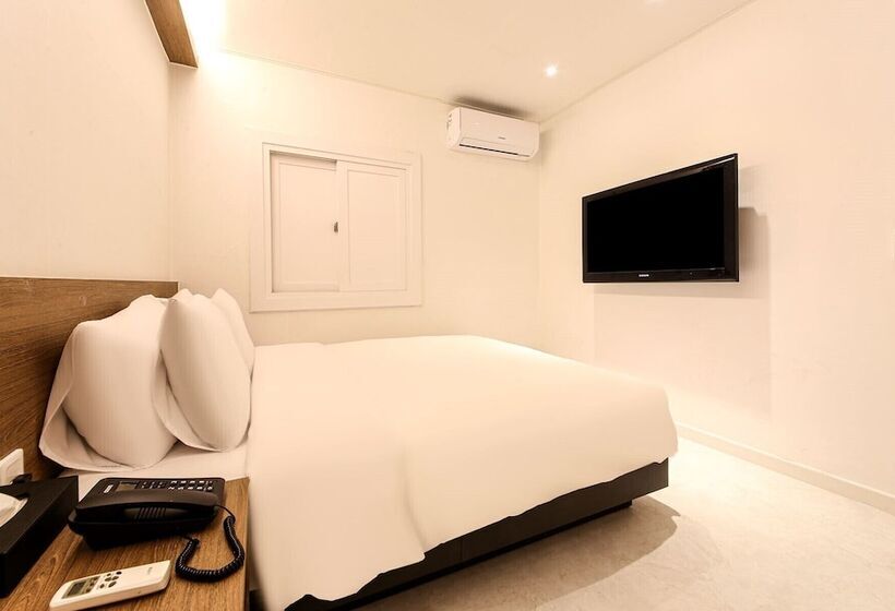 Номер Deluxe, Busan Seomyeon Business Hotel J7