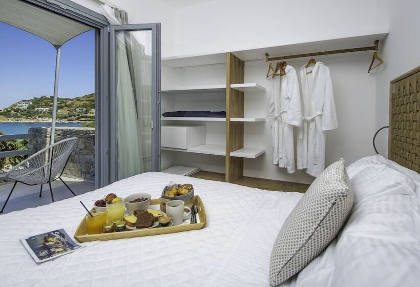Люкс Кровать Квин, Oro Suites
