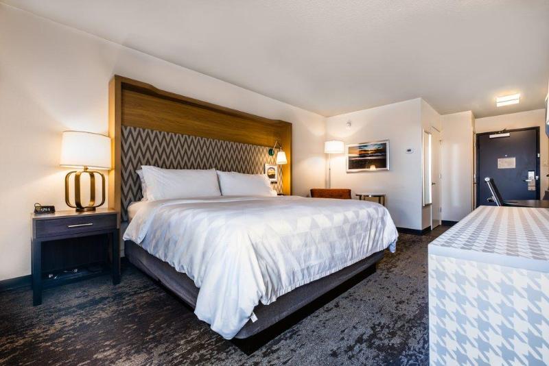 带大床的标准间, Holiday Inn Grand Haven Spring Lake, An Ihg