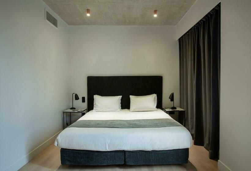 주니어 스위트, Art Suites Korai