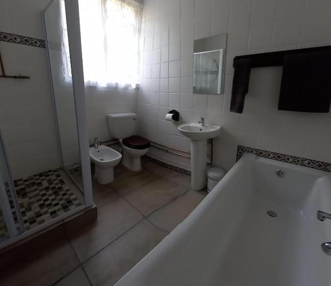 اتاق پرمیوم, Ascot Bush Lodge