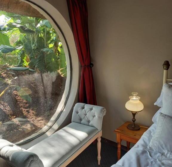 اتاق استاندارد با چشم‌انداز دریاچه, Ascot Bush Lodge