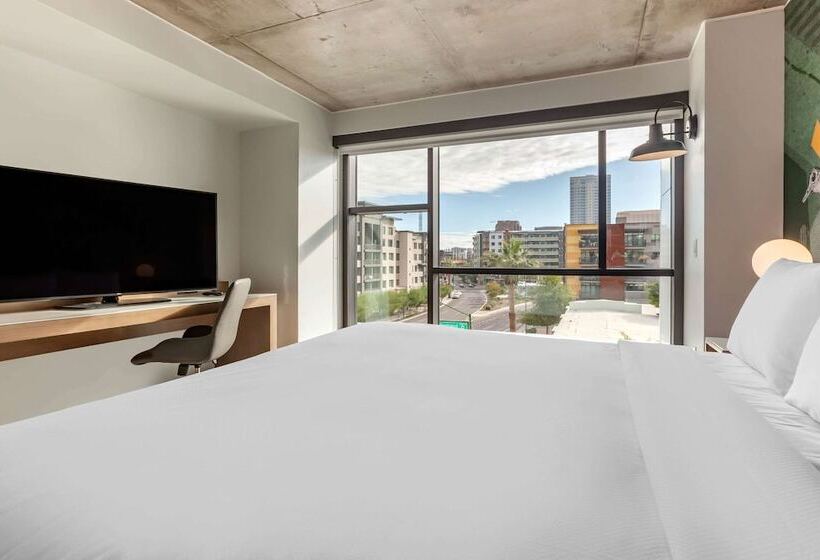 장애인을 위한 스위트, Cambria Downtown Phoenix Convention & Airport